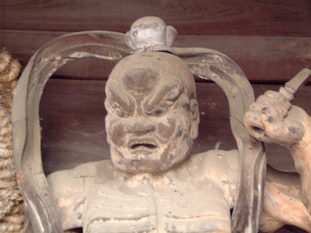 nakayamatemple2.jpg
